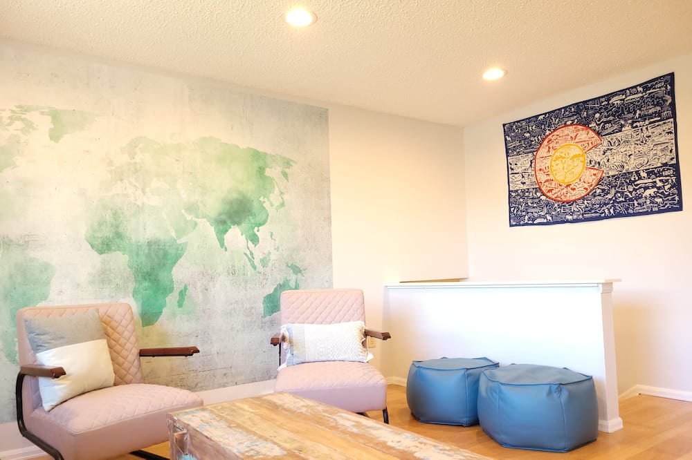 Photo of Livingroom in Greenwood Village