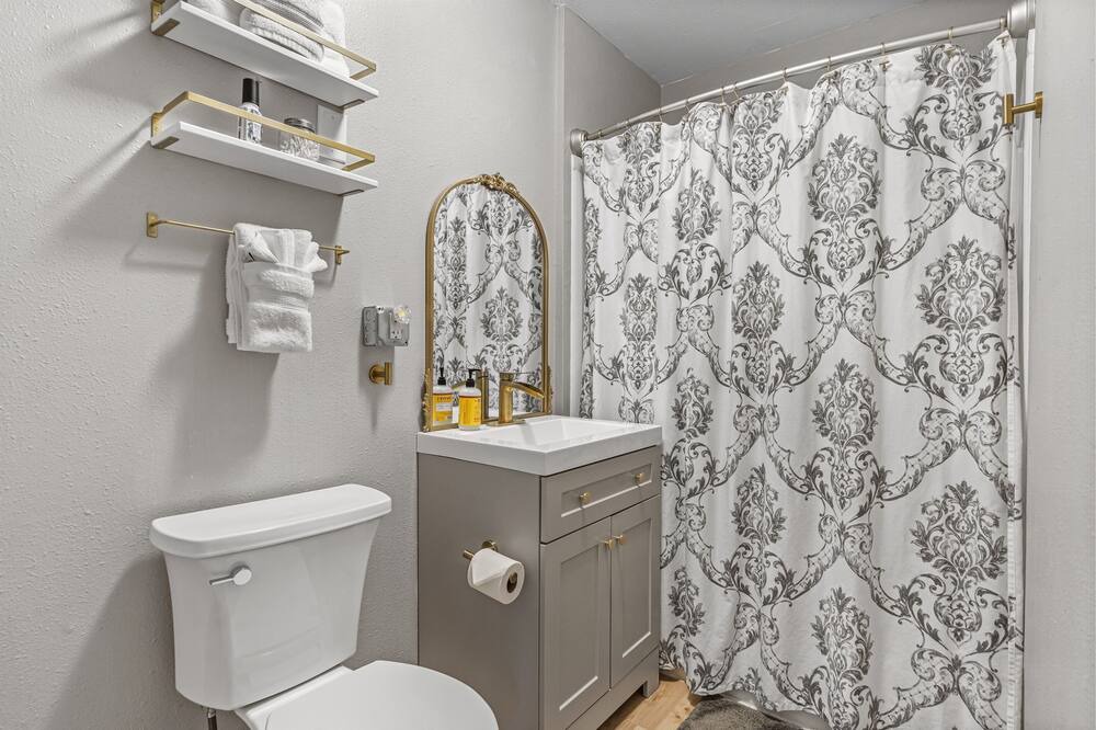 Photo of Bathroom in Loveland