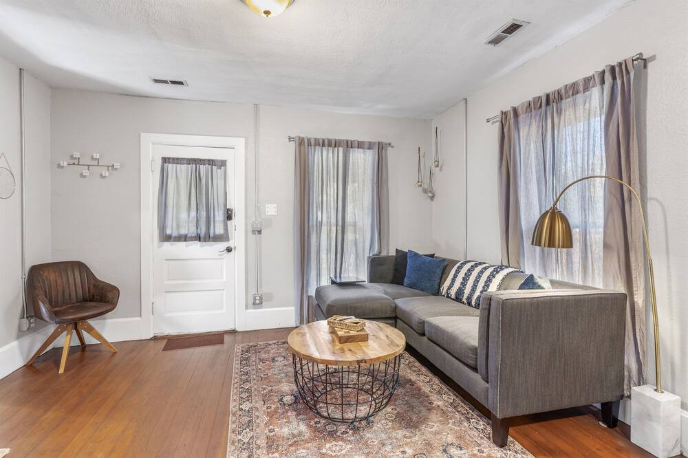 Photo of Livingroom in Loveland