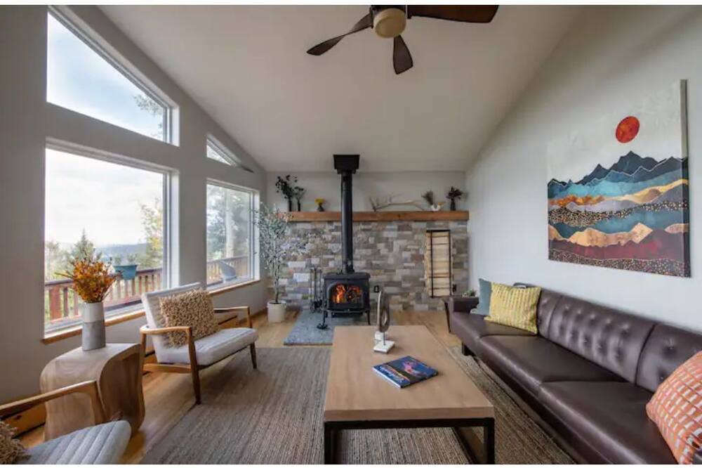 Photo of Livingroom in Conifer Mountain and Meadows