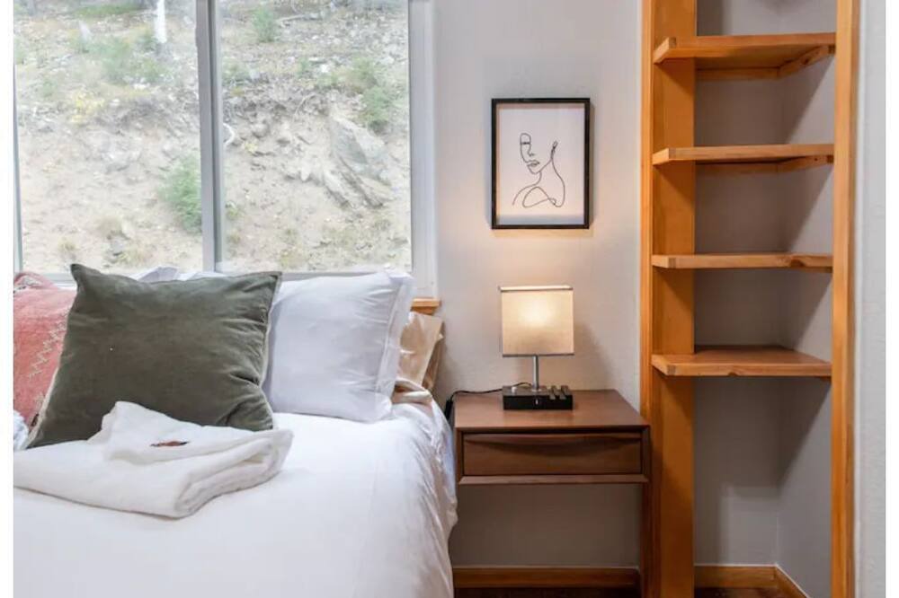 Photo of Bedroom in Conifer Mountain and Meadows