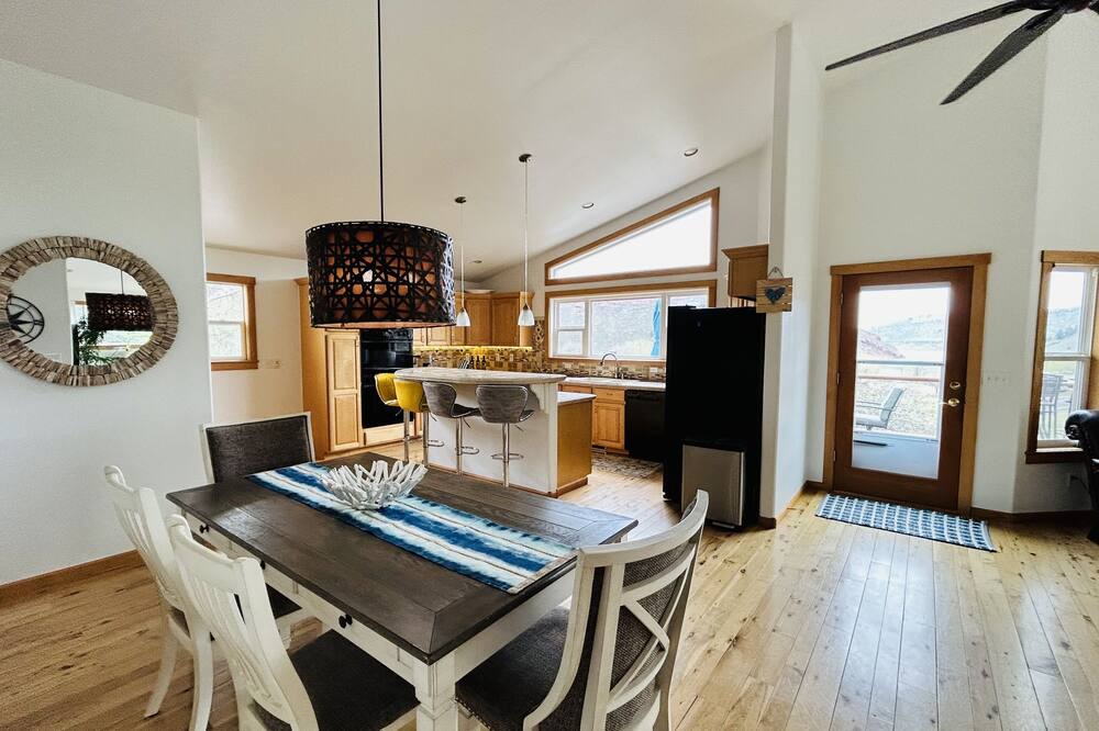 Photo of Livingroom in Fort Collins