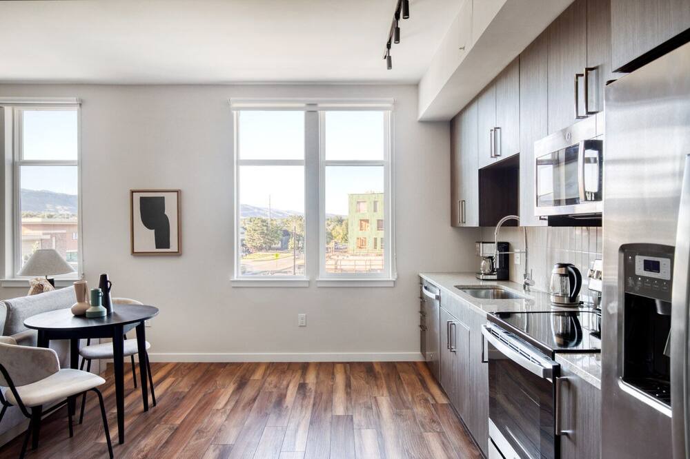 Photo of Kitchen in Transit Village