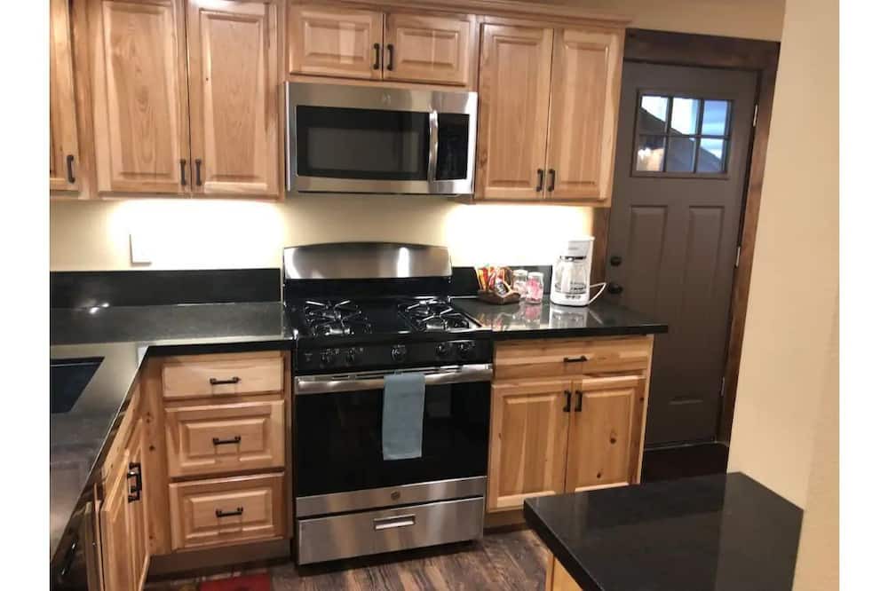 Photo of Kitchen in Evergreen