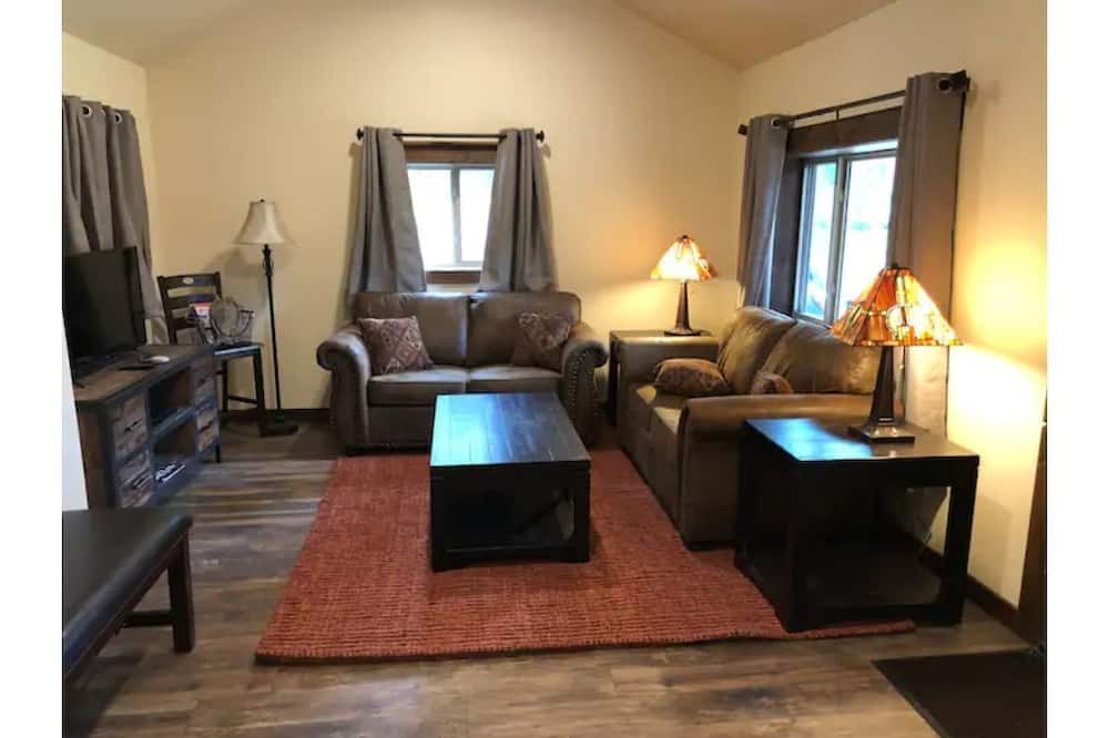 Photo of Livingroom in Evergreen