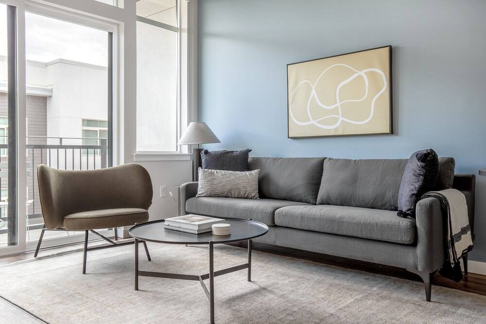 Photo of Livingroom in Transit Village