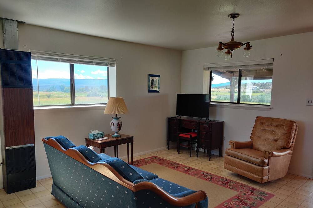 Photo of Livingroom in Nucla
