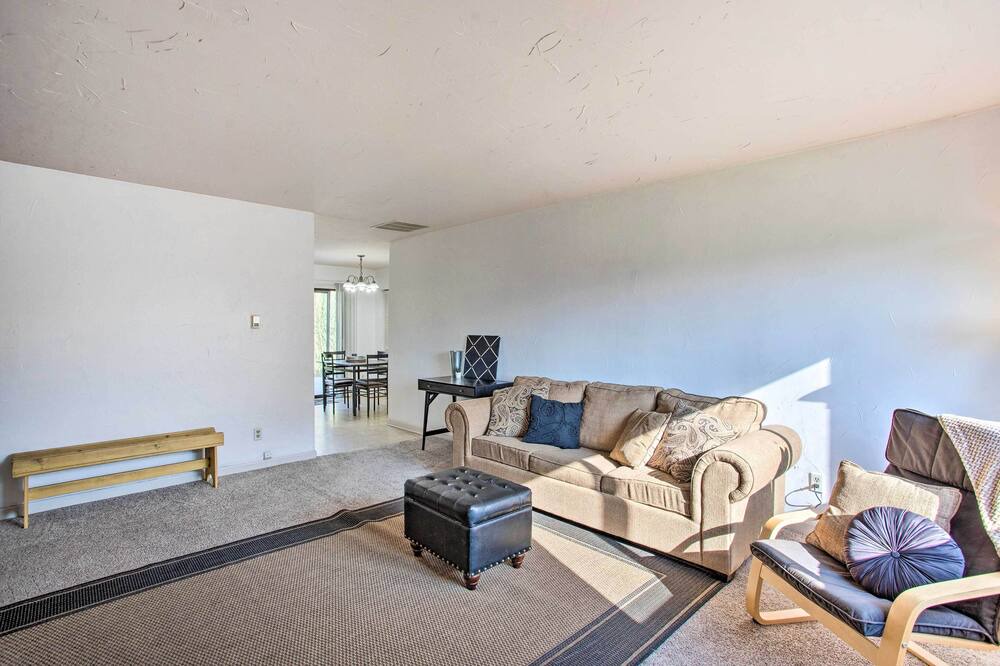 Photo of Livingroom in Clifton