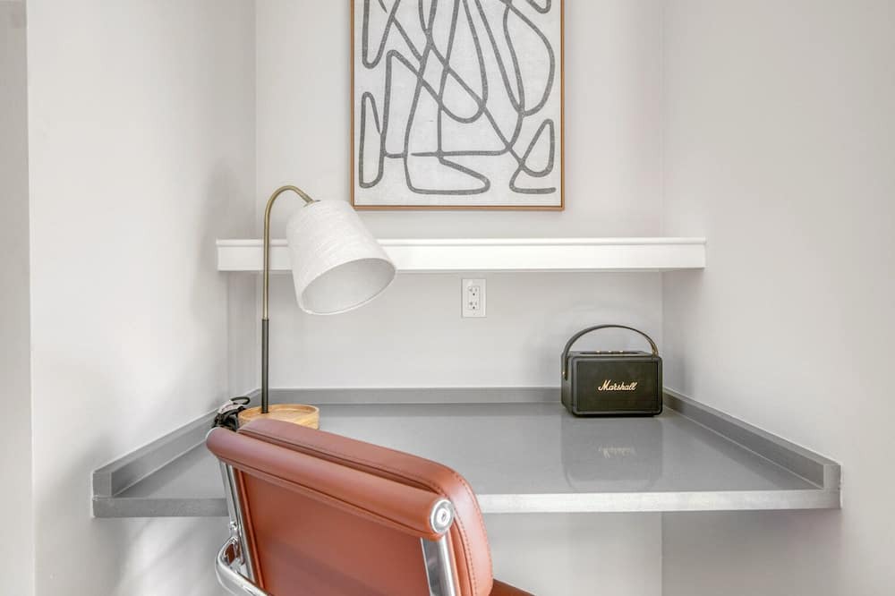 Photo of Bedroom in Golden Triangle