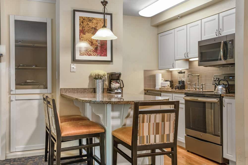 Photo of Kitchen in Highland Meadows