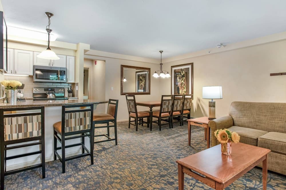 Photo of Bedroom in Highland Meadows