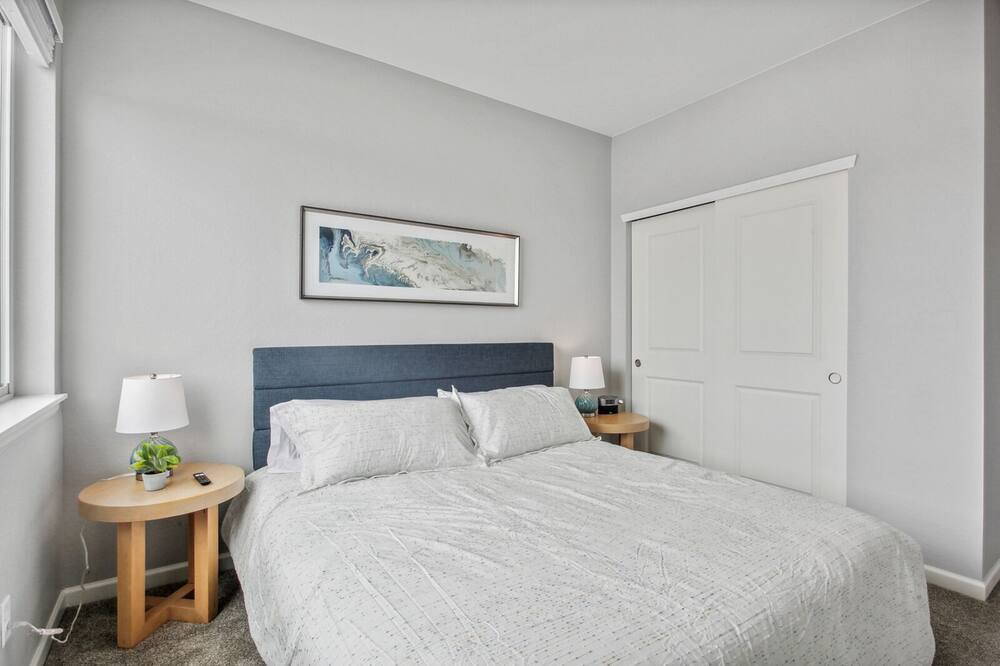 Photo of Bedroom in Dupont