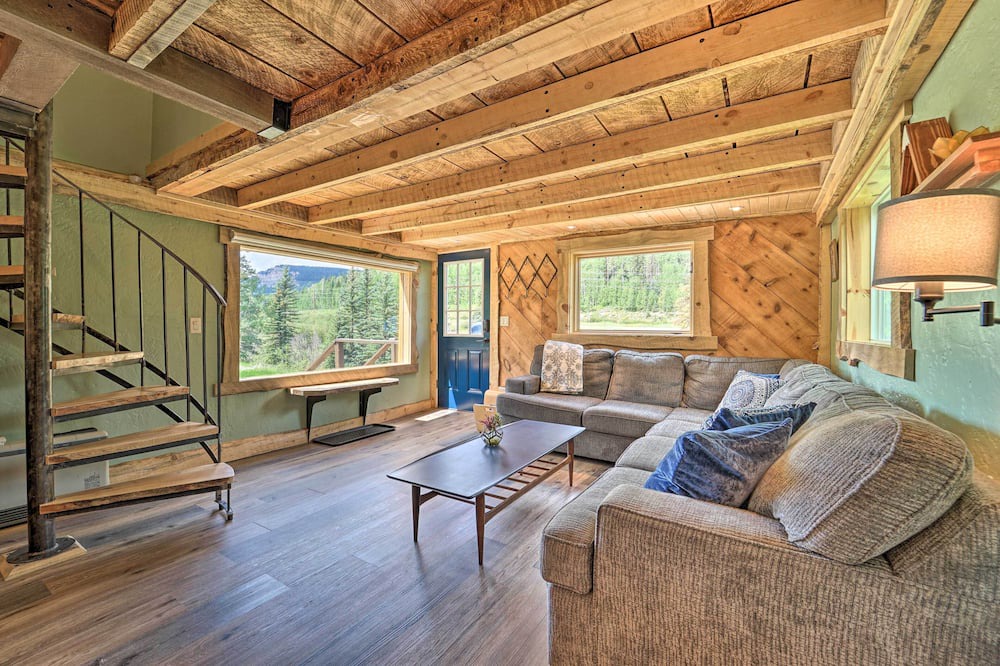Photo of Bedroom in Columbine Lake