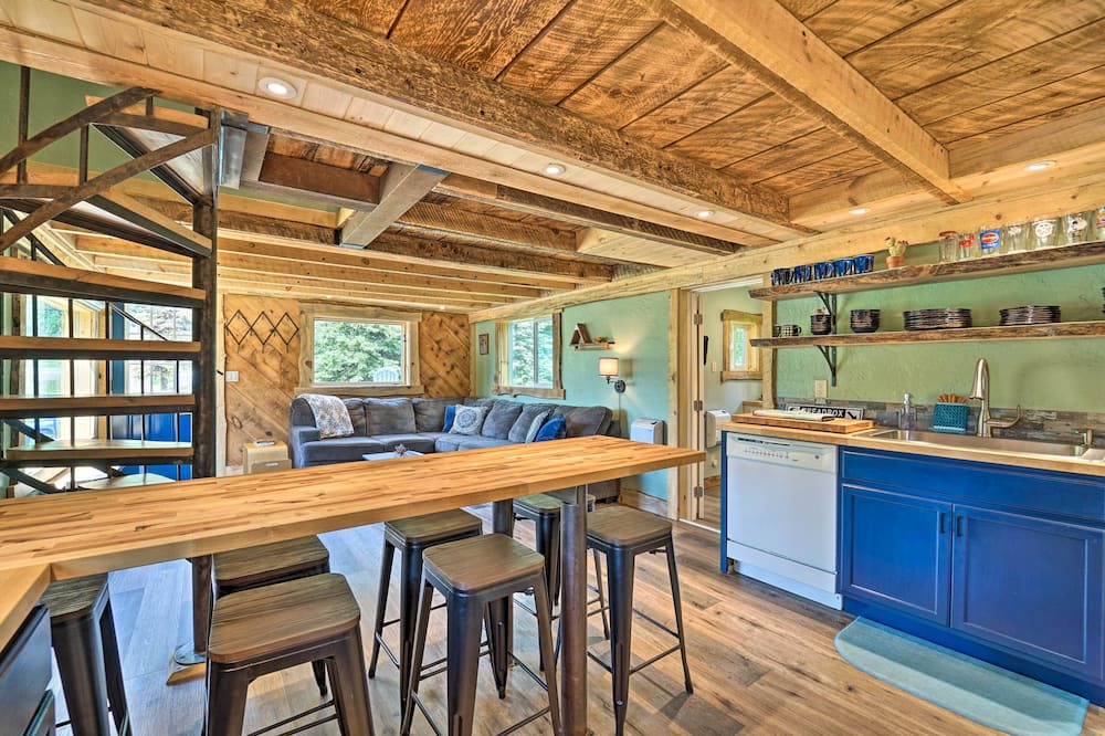 Photo of Kitchen in Columbine Lake