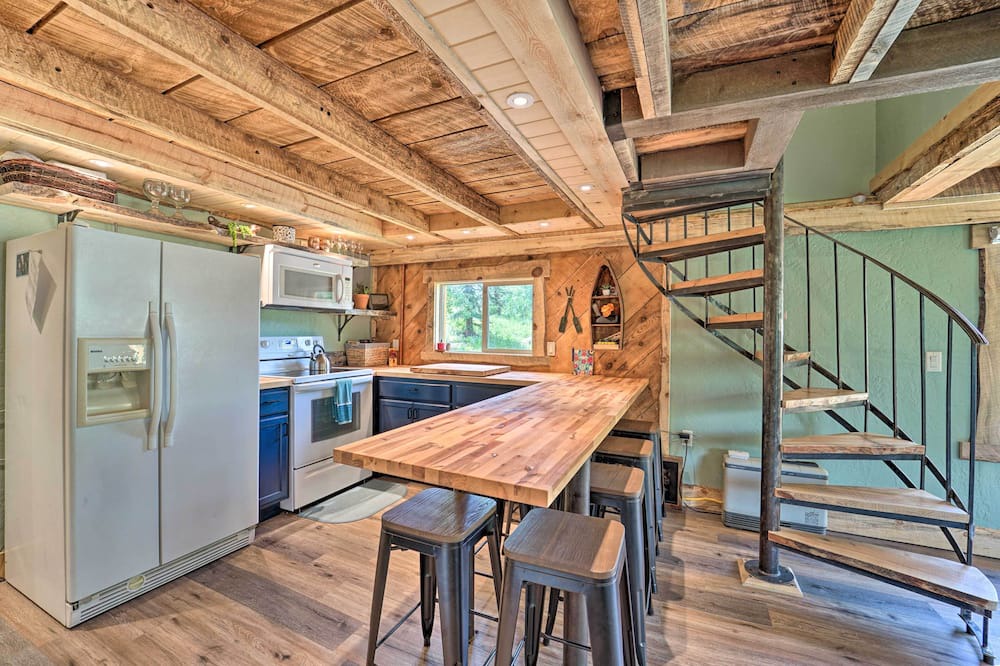 Photo of Kitchen in Columbine Lake