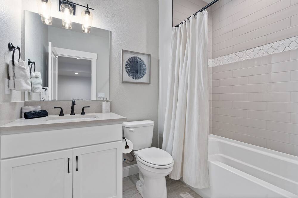 Photo of Bathroom in Loveland