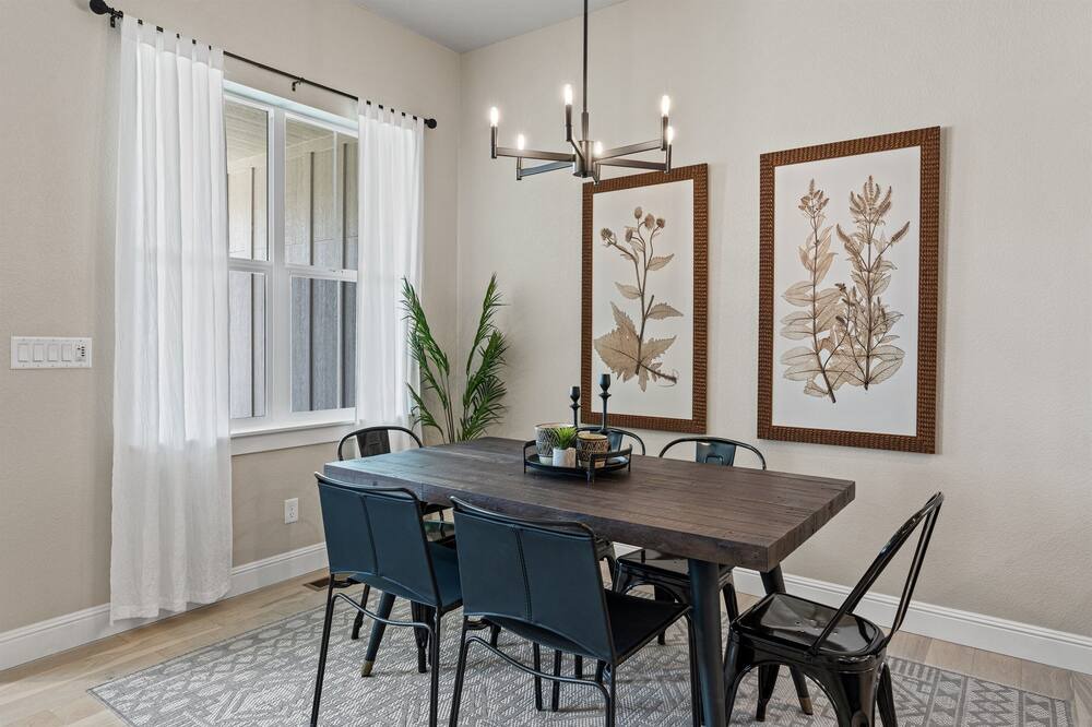 Photo of Livingroom in Loveland