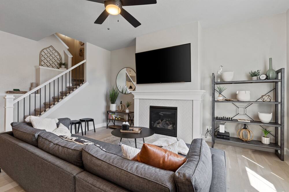 Photo of Livingroom in Loveland