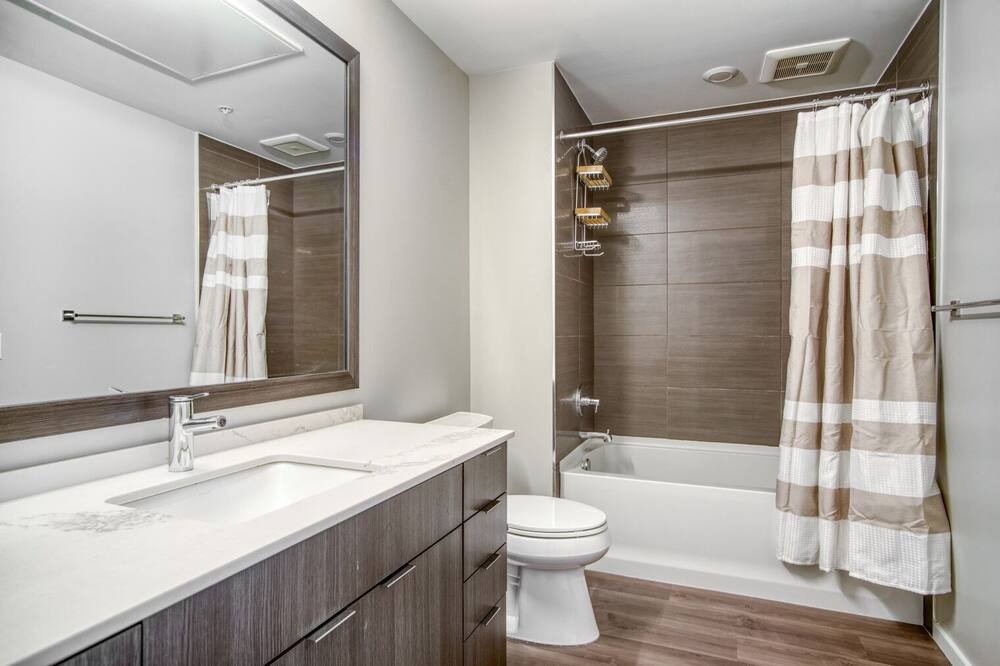 Photo of Bathroom in Congress Park