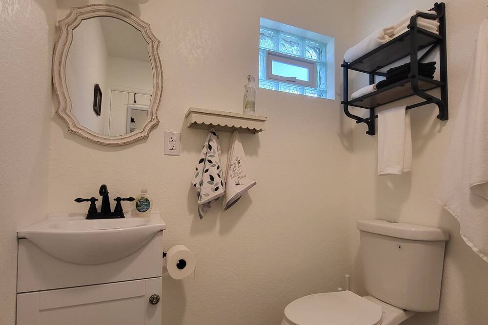 Photo of Bathroom in Clifton
