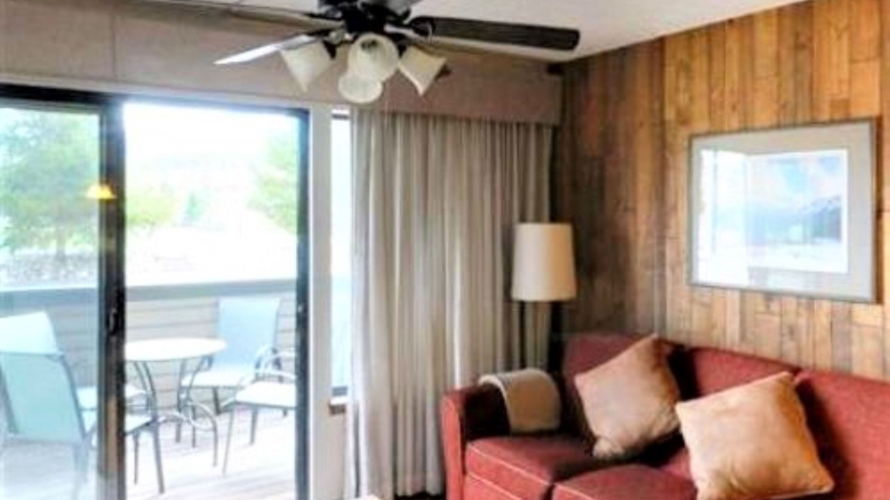 Photo of Livingroom in Fraser