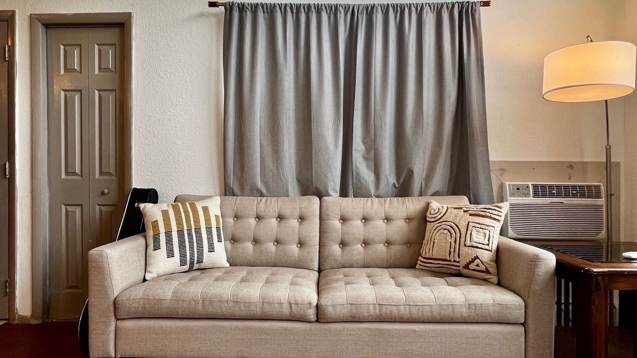 Photo of Livingroom in Foothills