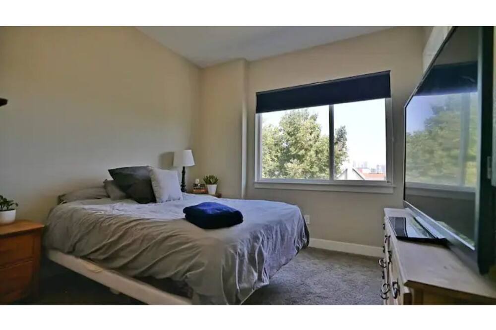 Photo of Bedroom in City Park West