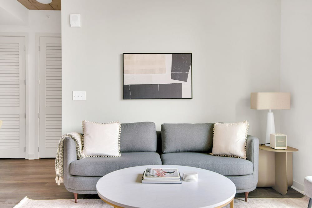 Photo of Livingroom in Uptown
