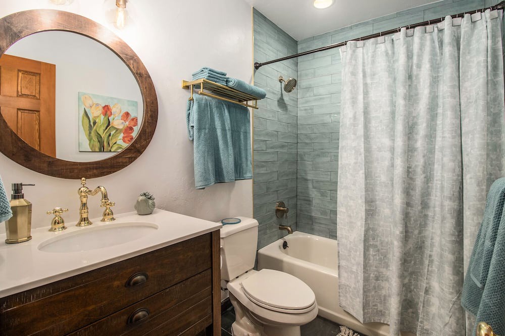 Photo of Bathroom in Kerr Gulch