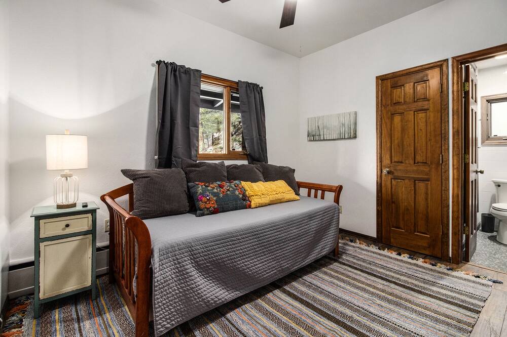 Photo of Bedroom in Kerr Gulch