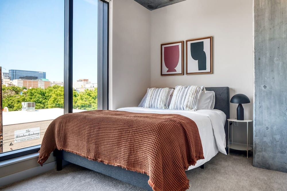 Photo of Bedroom in Golden Triangle