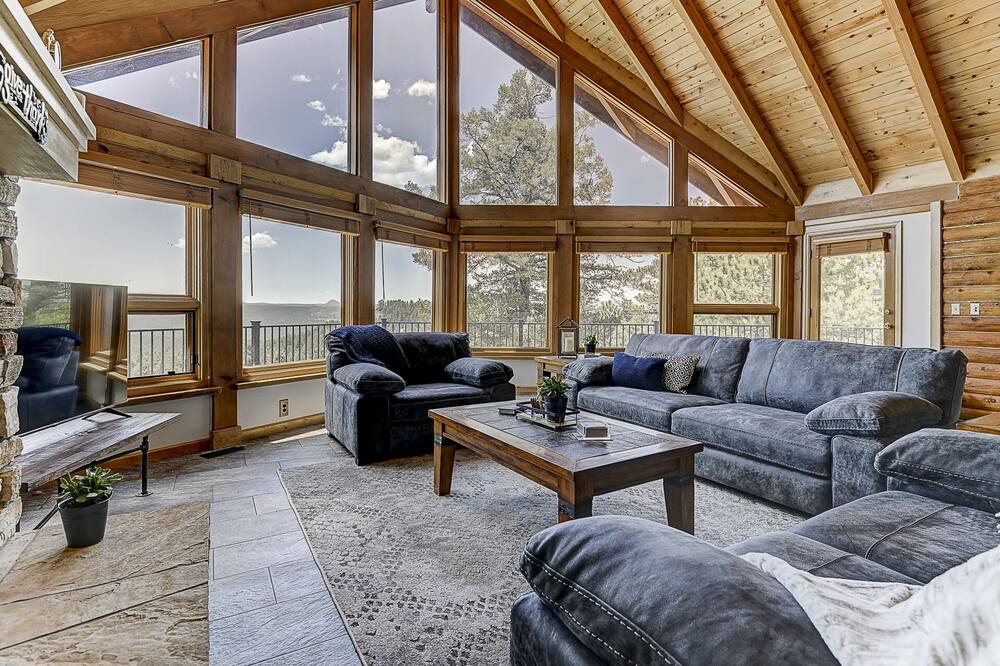 Photo of Bedroom in Woodland Park