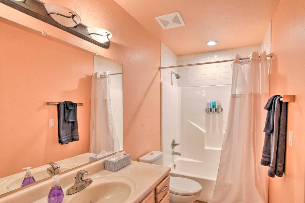 Photo of Bathroom in Warm Springs