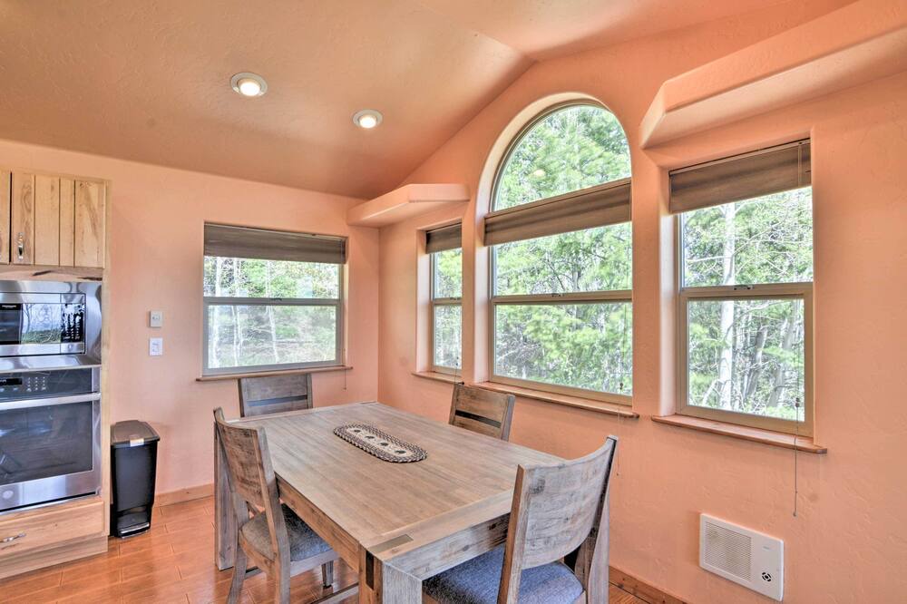 Photo of Kitchen in Warm Springs