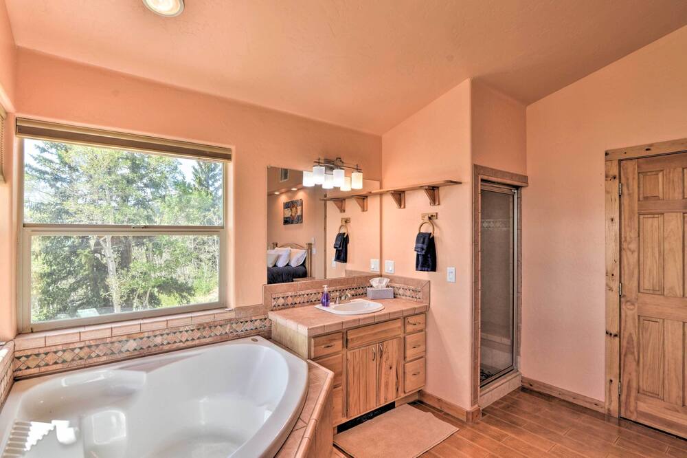 Photo of Bathroom in Warm Springs