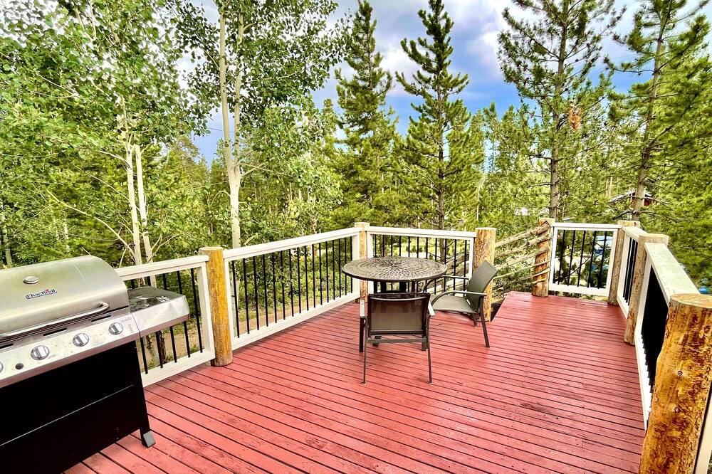 Photo of Patio Balcony in Granby