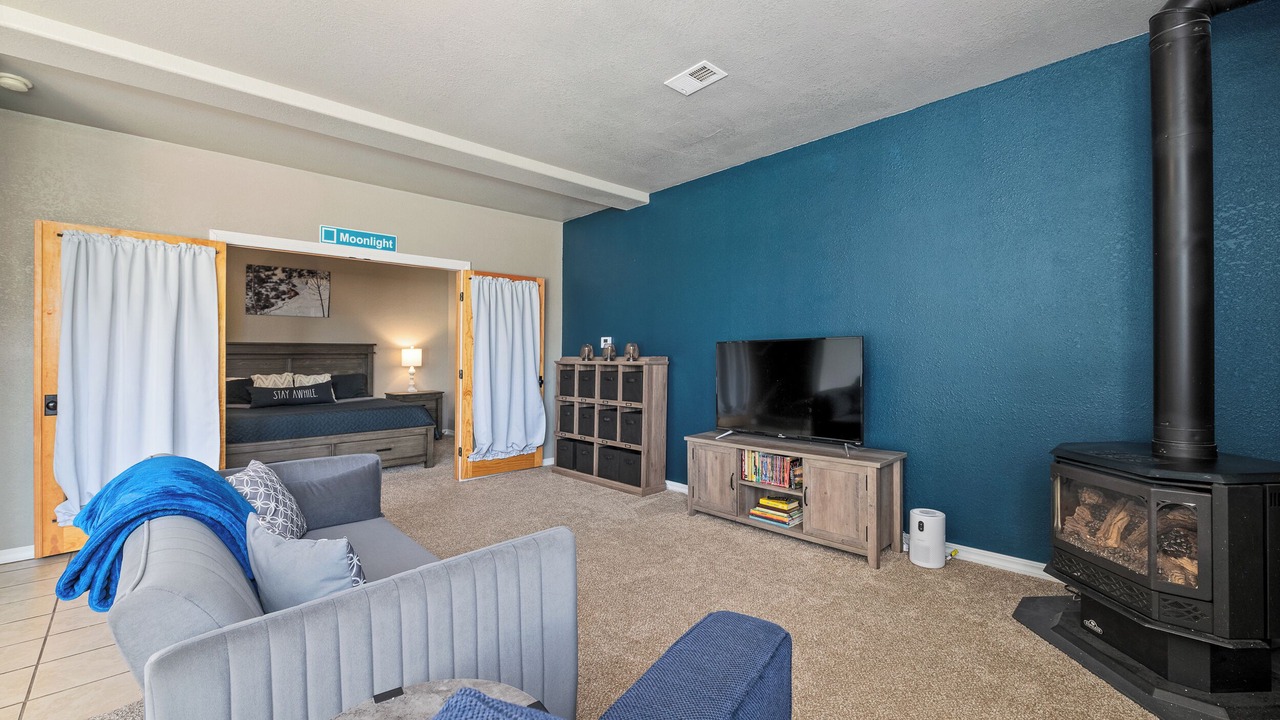 Photo of Livingroom in Oak Creek