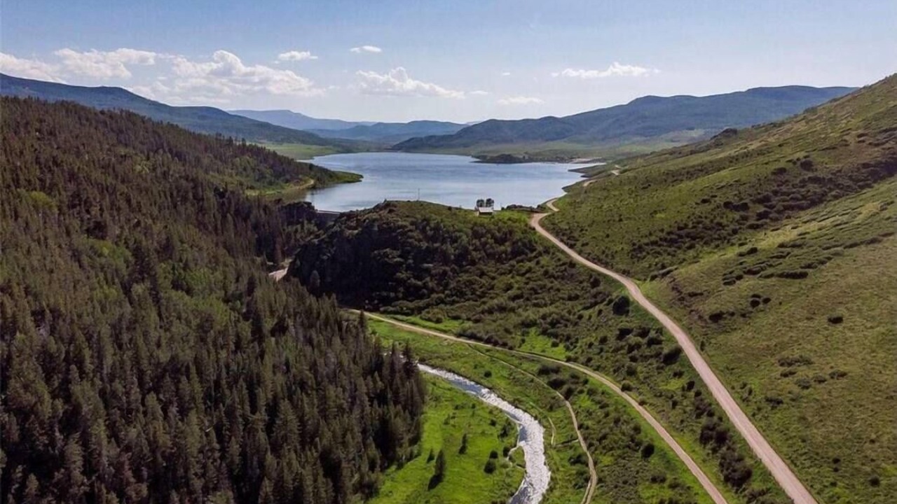 Photo of Outdoor in Oak Creek