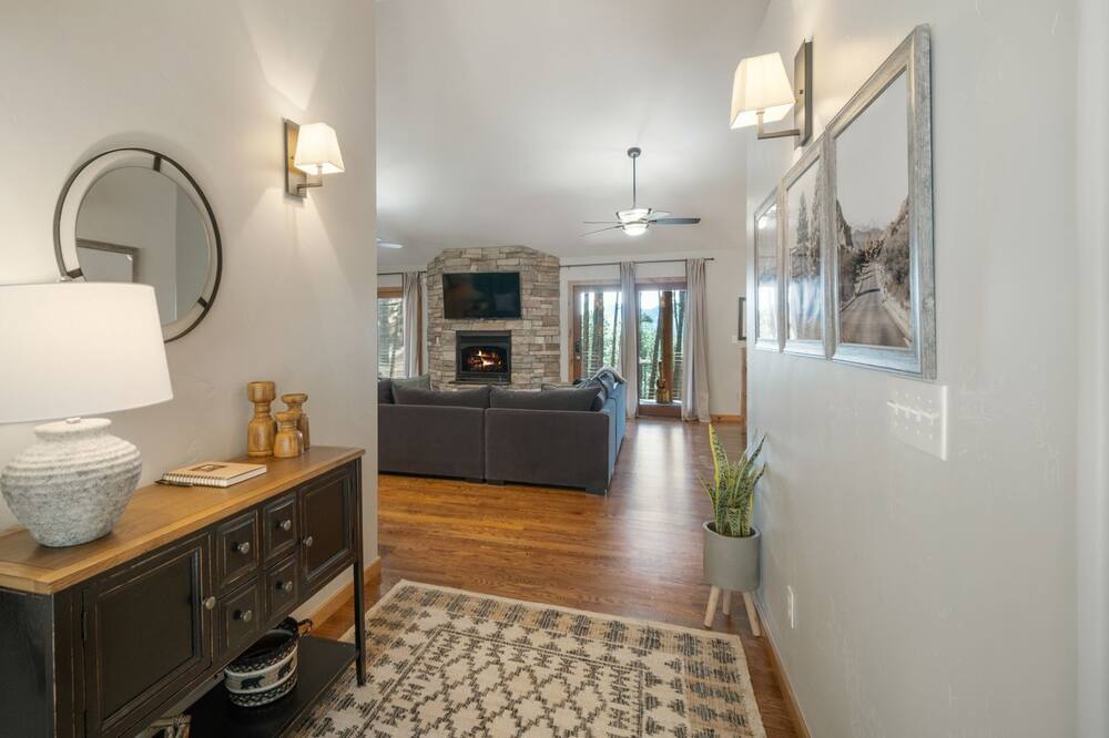 Photo of Bedroom in Forest Lakes
