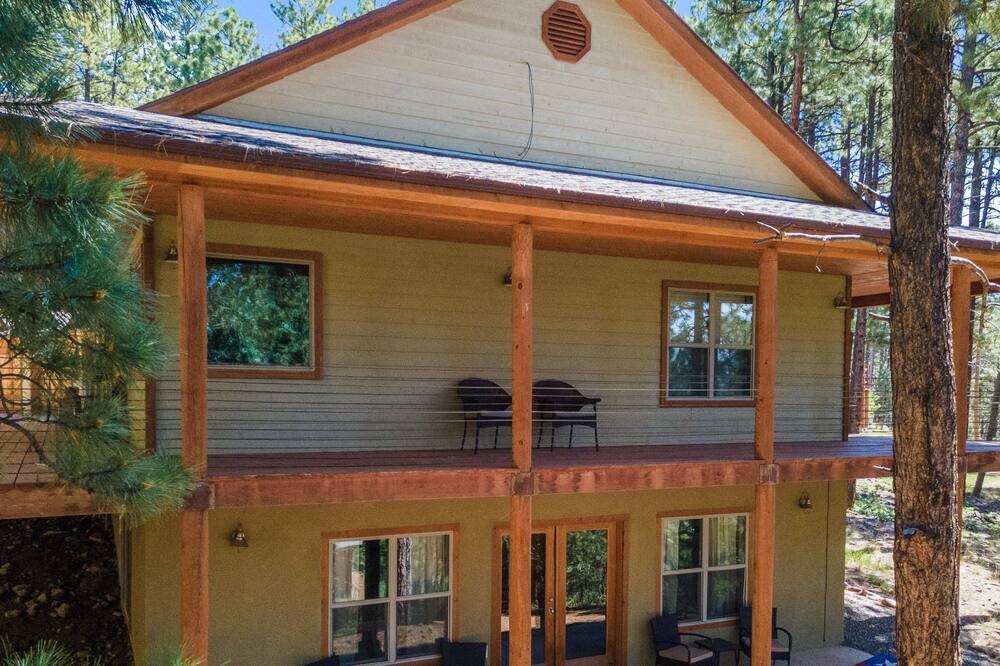 Photo of Outdoor in Forest Lakes