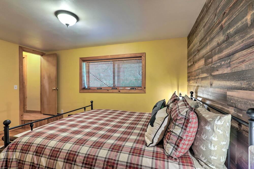 Photo of Bedroom in Carbondale