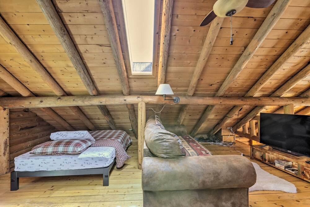Photo of Livingroom in Carbondale