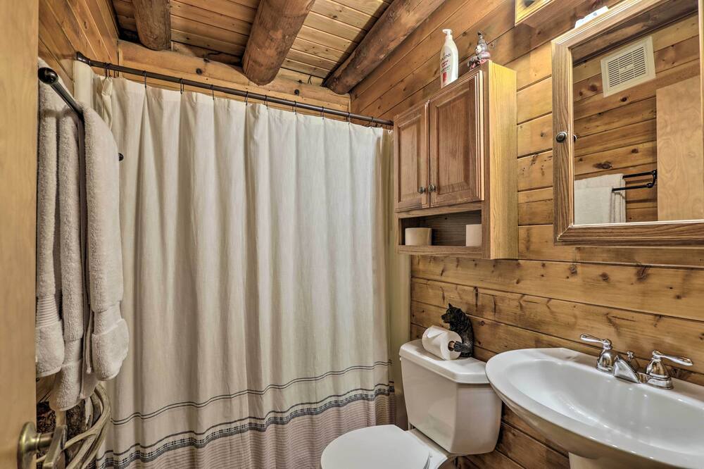 Photo of Bathroom in Carbondale