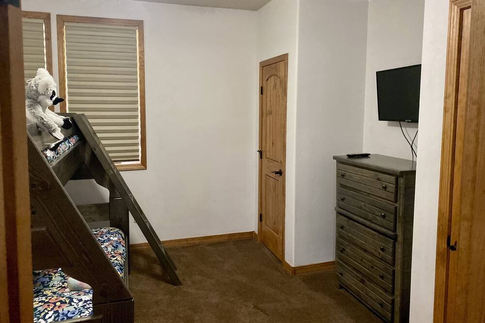 Photo of Bedroom in Pagosa Springs