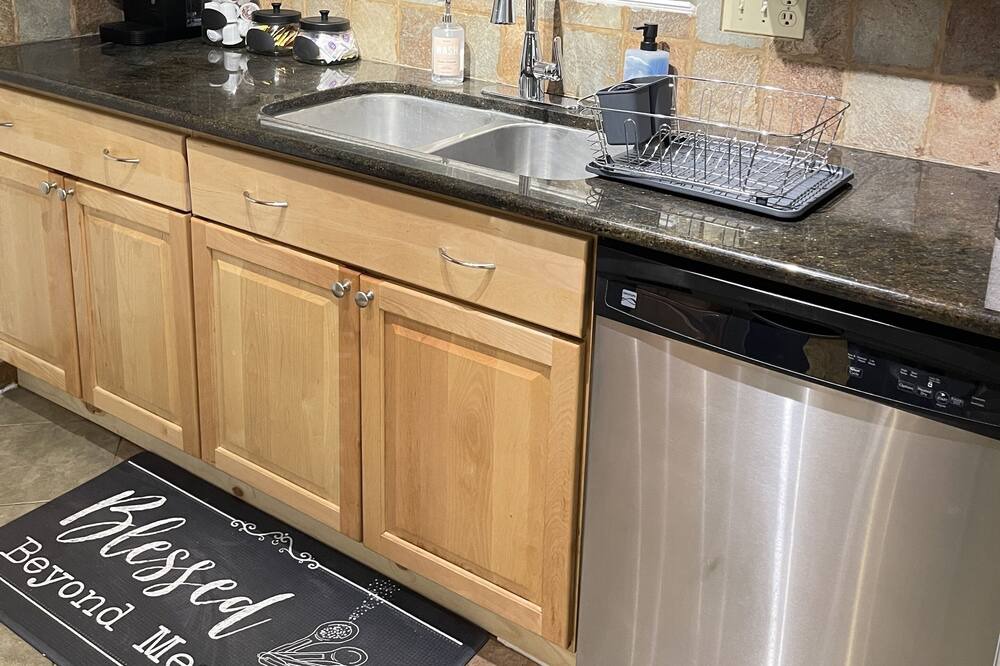 Photo of Kitchen in Dam East - West