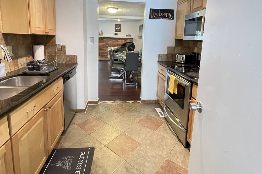 Photo of Kitchen in Dam East - West