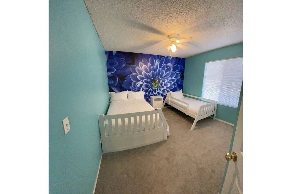 Photo of Bedroom in Southeast Colorado Springs