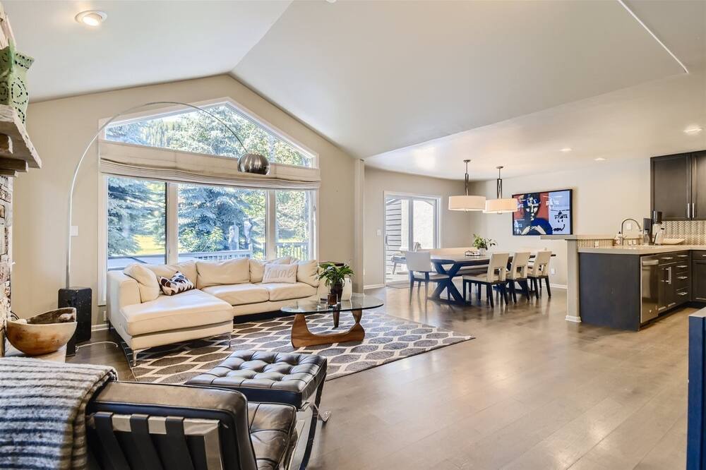 Photo of Livingroom in Eagle-Vail