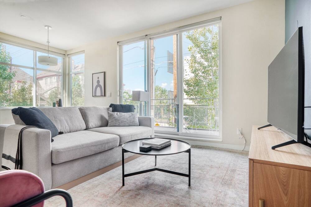 Photo of Livingroom in Cherry Creek