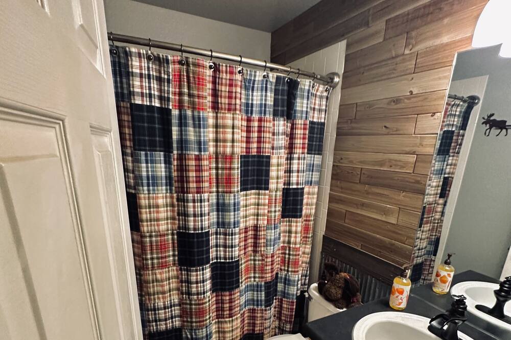 Photo of Bathroom in Palmer Lake